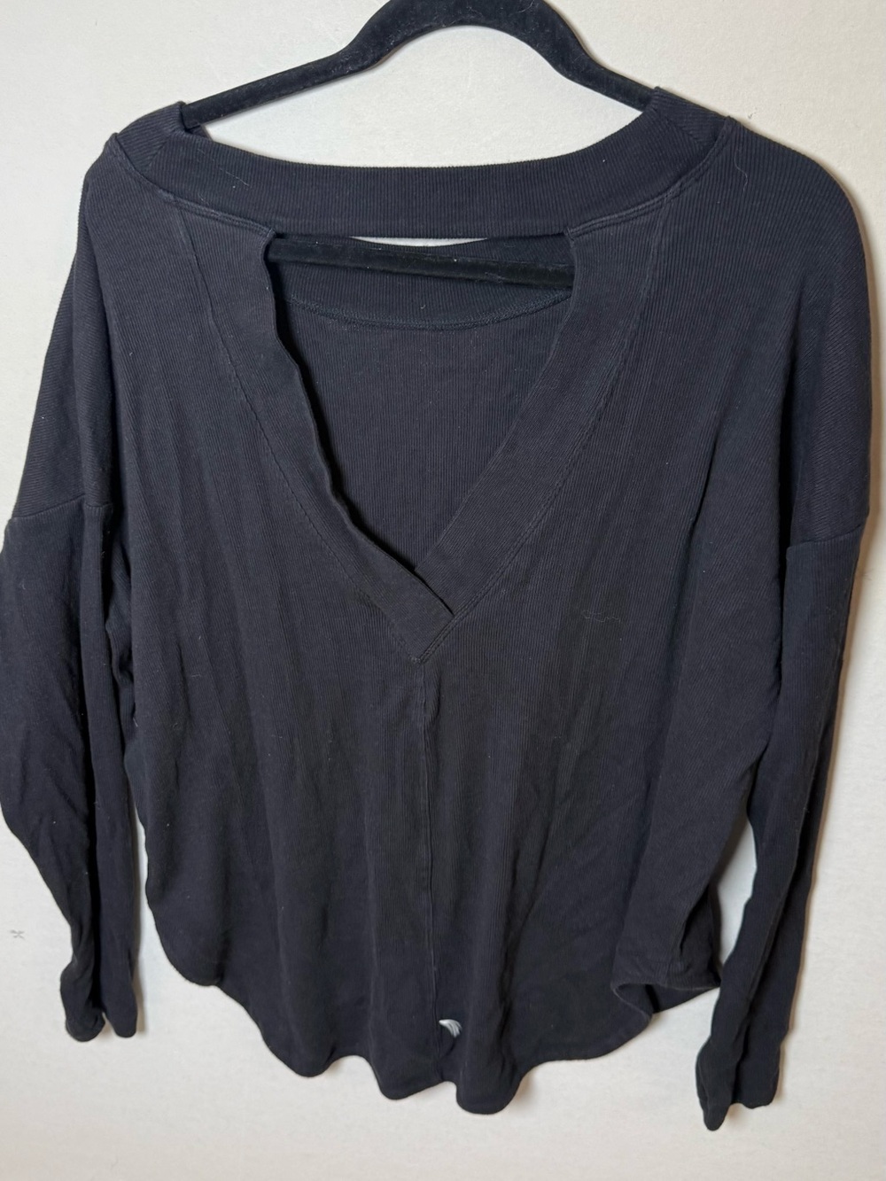 Athleta Black Long-Sleeve Lightweight Crew Neck Top - Picture 2 of 4